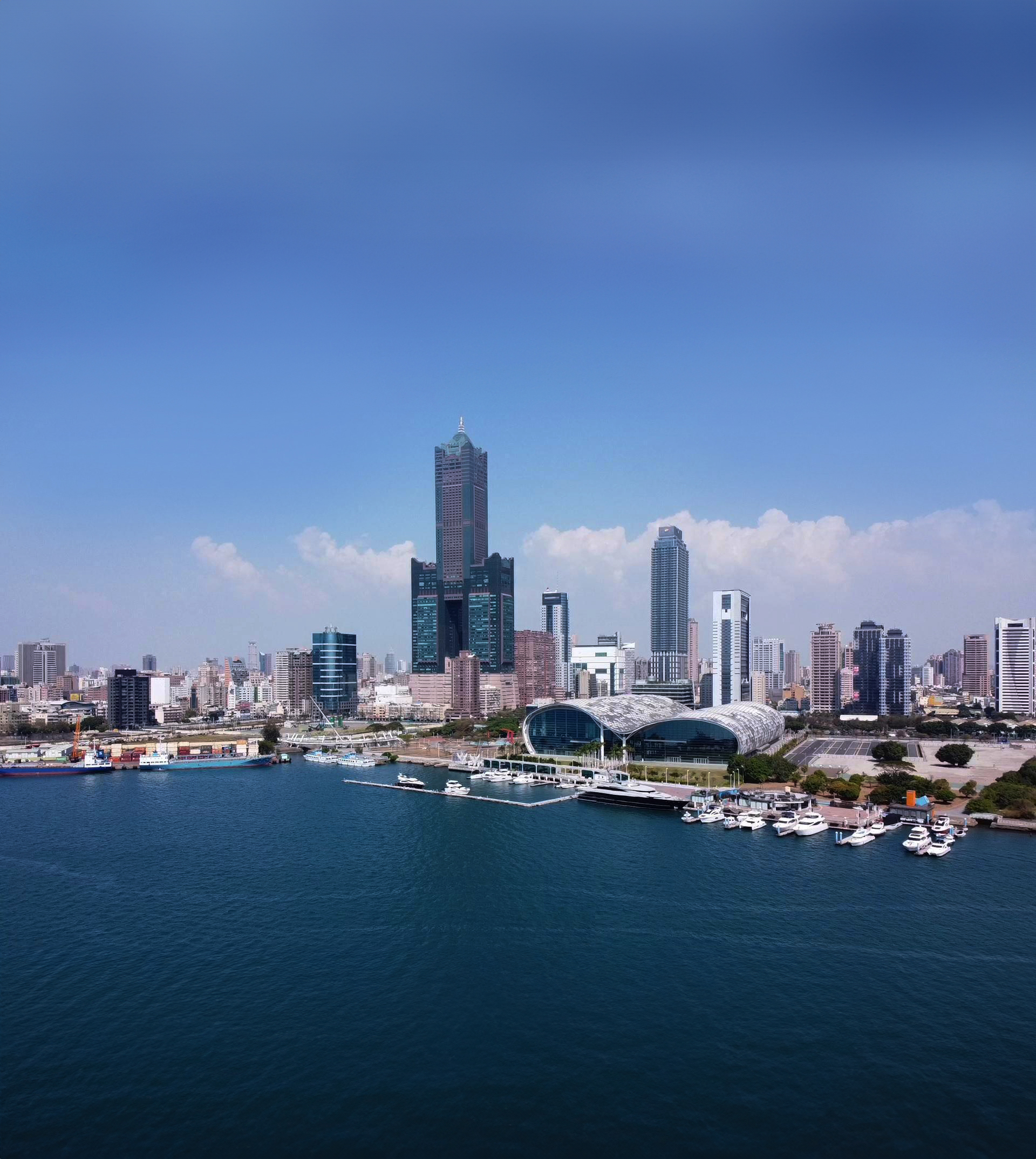 高雄亞灣特區，南台灣智慧城市新地標