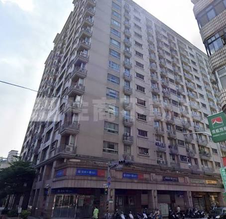 永和宜安路121號【帝門花園廣場】社區深度開箱：18年屋齡、25%低公設與雙和黃金生活圈實戰解析