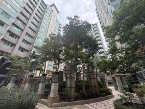 【中和景安捷運開箱】台北NEWS評價與實價登錄解析