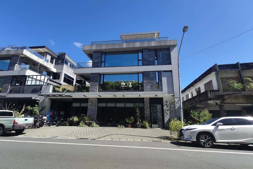 花蓮市建國路二段店住開箱｜慈濟護專旁18米面寬電梯店面優勢解析
