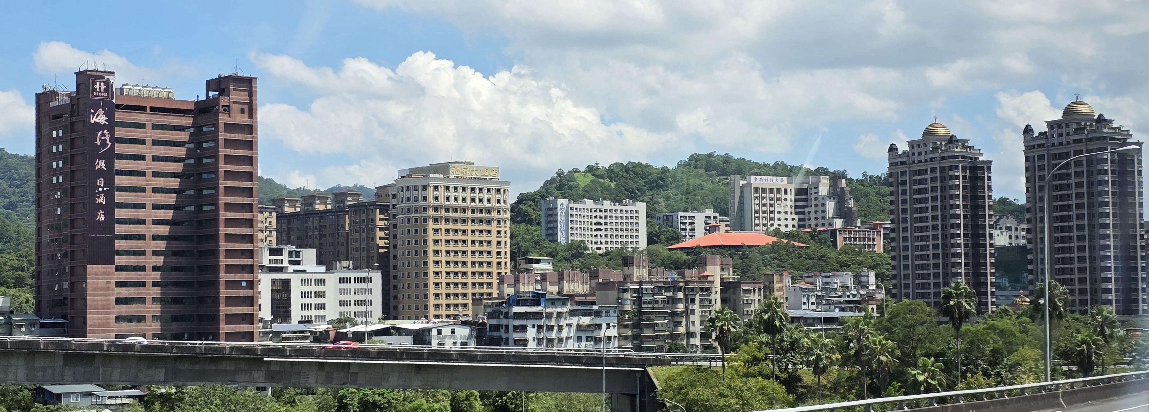 【深坑房產全攻略】離台北最近的世外桃源！文山房地小品帶您深入深坑：公寓、大樓、透天價值全解析｜0921-372-155