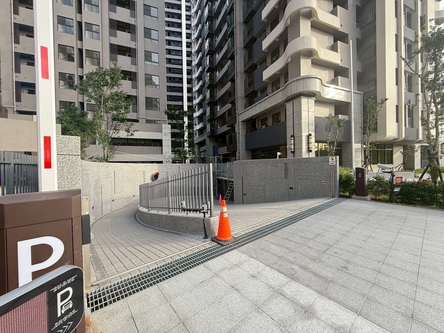 2026三重「萊茵水花園」住在大都會公園第一排，這種生活你會喜歡嗎？